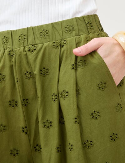 Pantalon droit 7/8&egrave;me brod&eacute; vert kaki femme