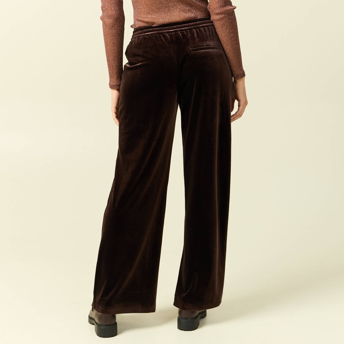 Pantalon large taille haute en velours marron fonc&eacute; femme