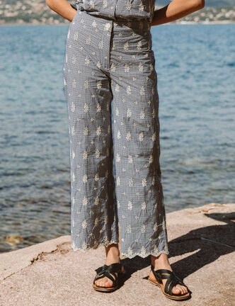 Pantalon loose longueur 3/4 en coton ecru femme
