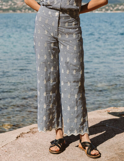 Pantalon loose longueur 3/4 en coton ecru femme