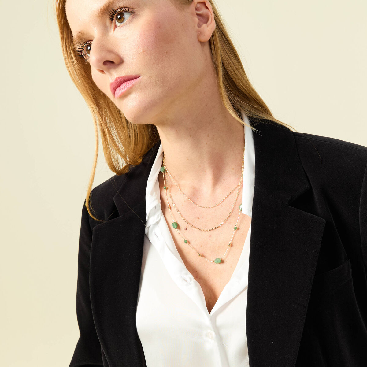 Collier multi-cha&icirc;nes couleur or femme
