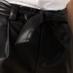 Short similicuir ceinturé noir femme