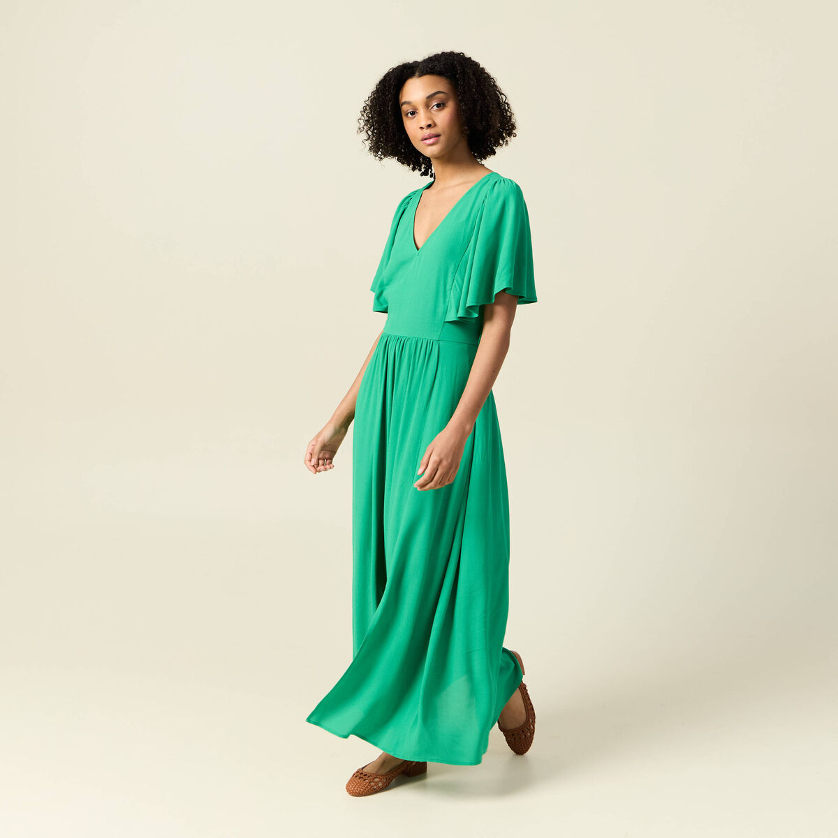 Robe longue &eacute;vas&eacute;e fendue vert femme