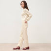 Pull droit col v manches longues creme femme