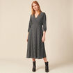 Robe droite 3/4 col v manches fluides noir femme