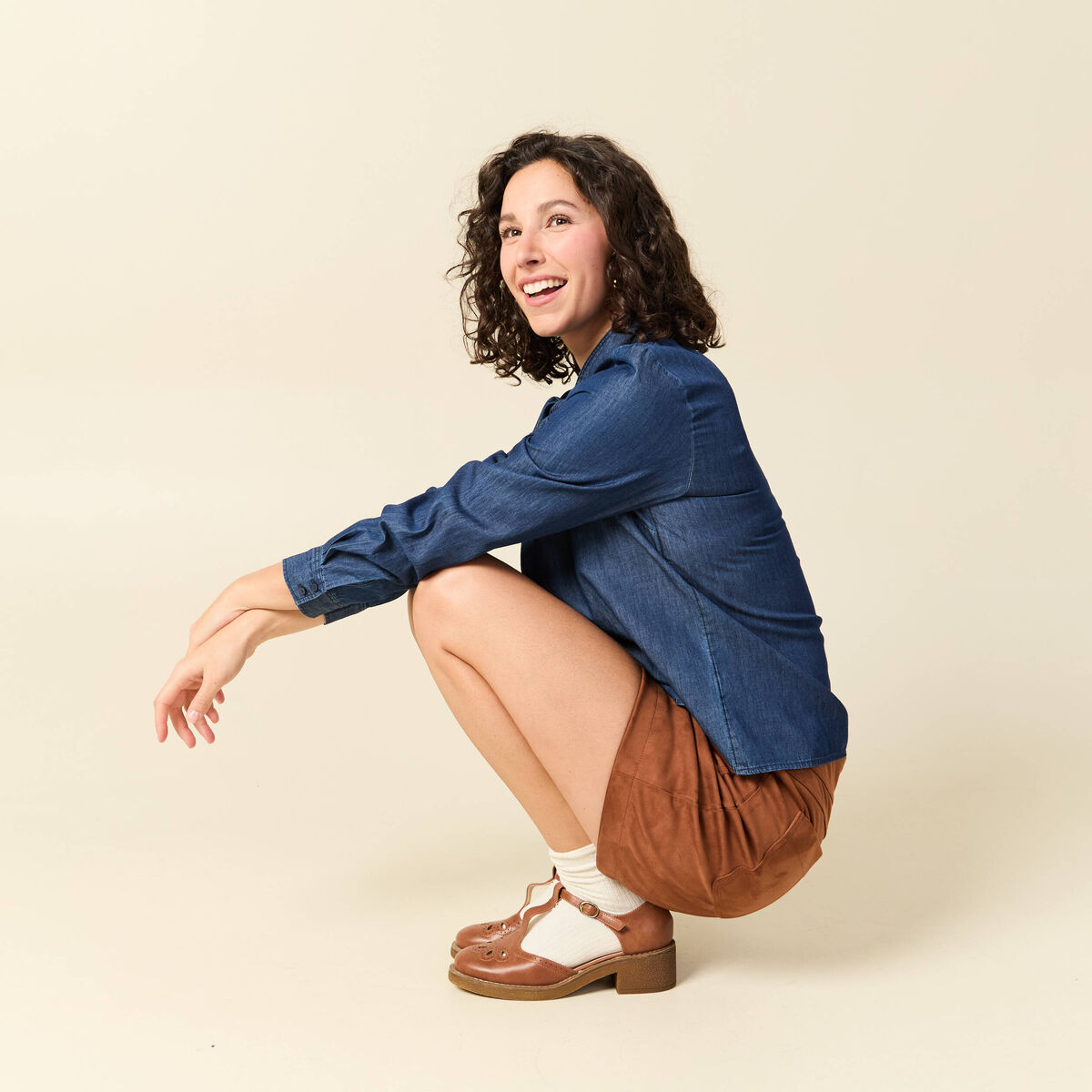 Chemise &agrave; pans manches longues en coton denim stone femme