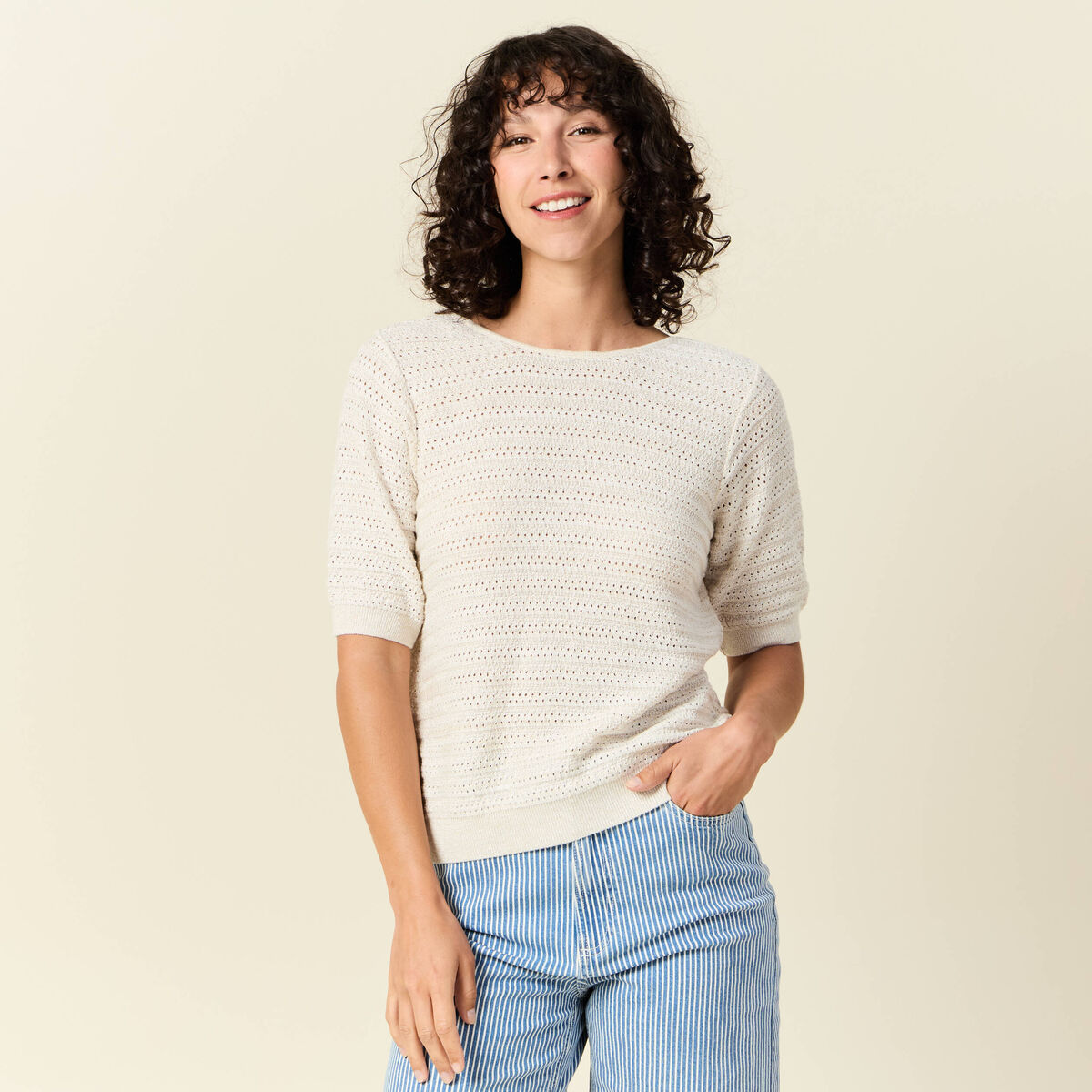 Gilet manches courtes ajour&eacute; creme femme