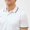 Polo cintr&eacute; en coton manches courtes blanc homme