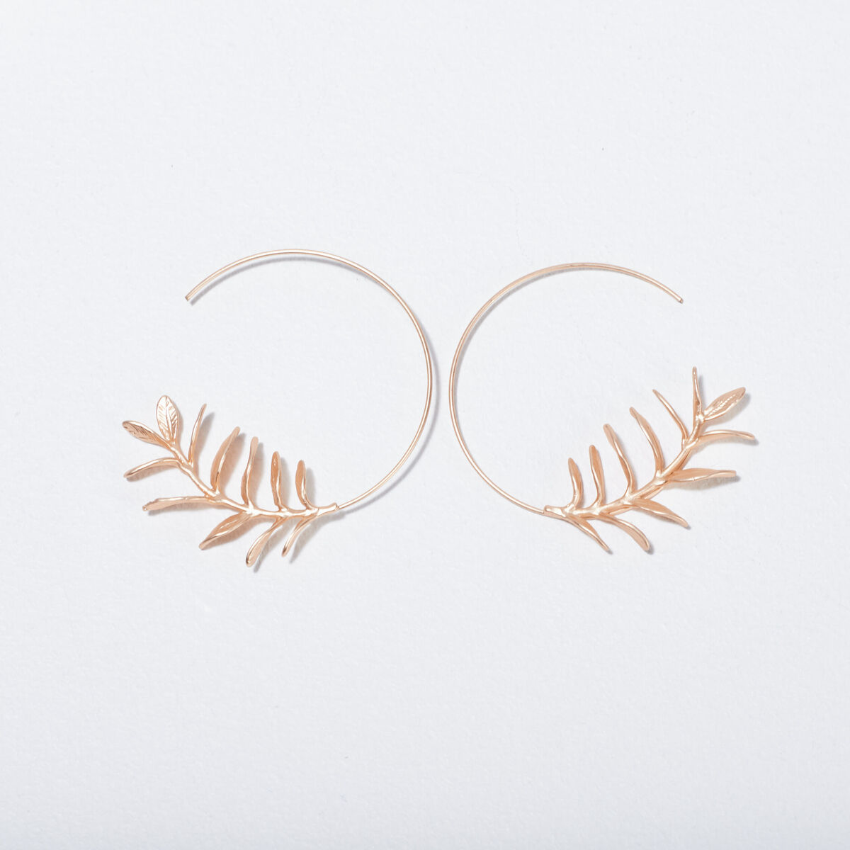 Boucles d'oreilles créoles couleur or femme