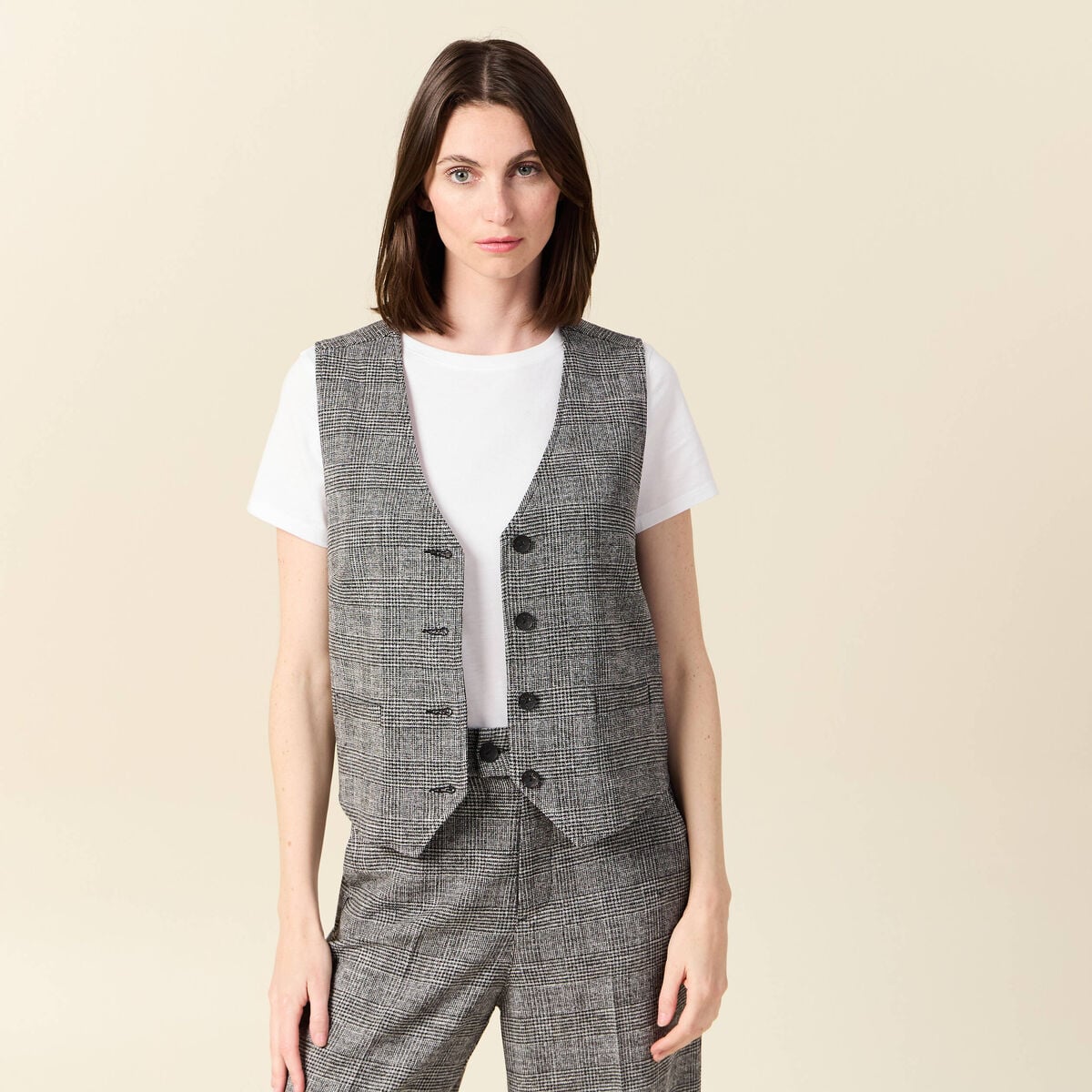 Gilet ajust&eacute; sans manches doubl&eacute; noir femme