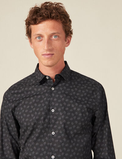 Chemise cintr&eacute;e en coton manches longues noir homme