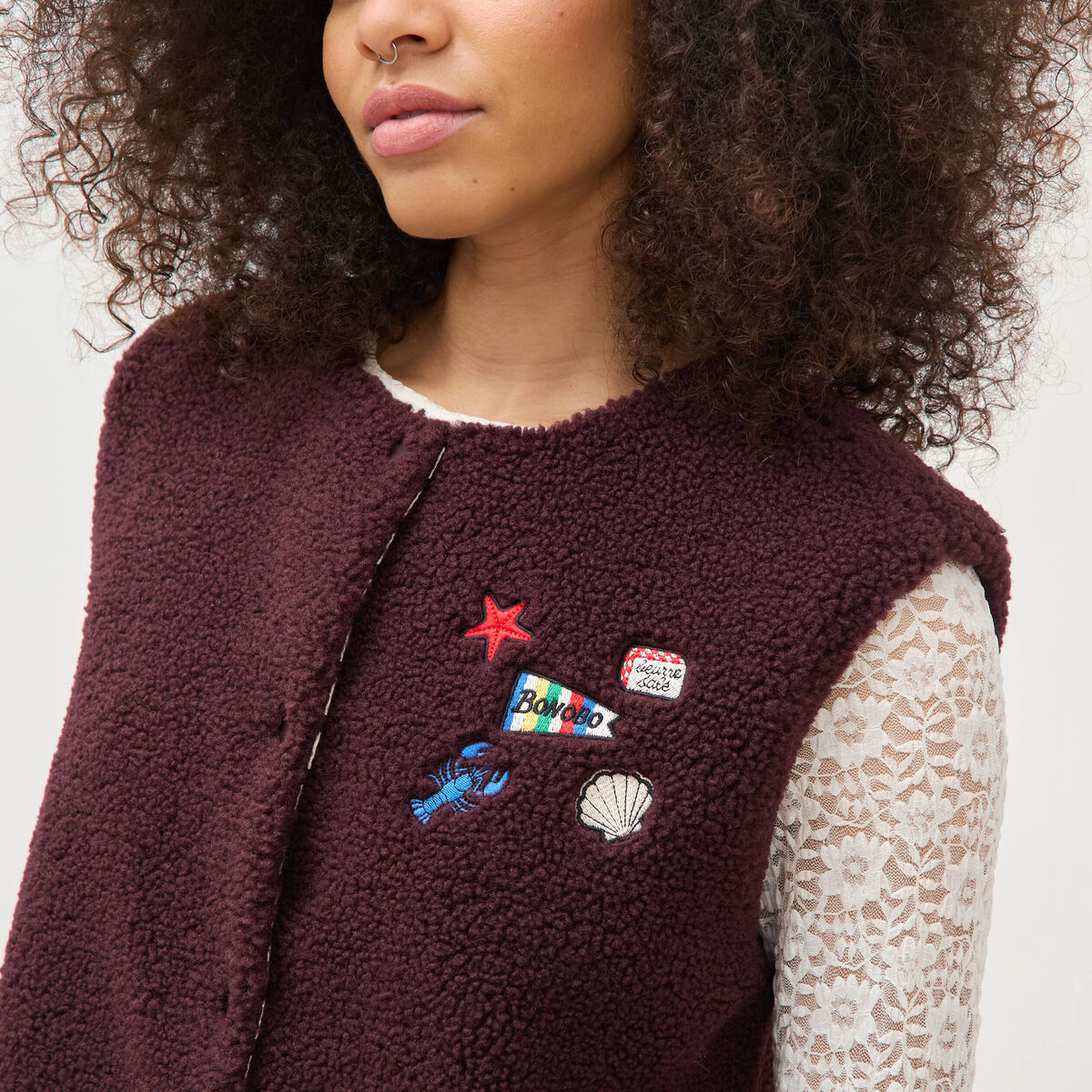 Cardigan droit sans manches doubl&eacute; bordeaux femme