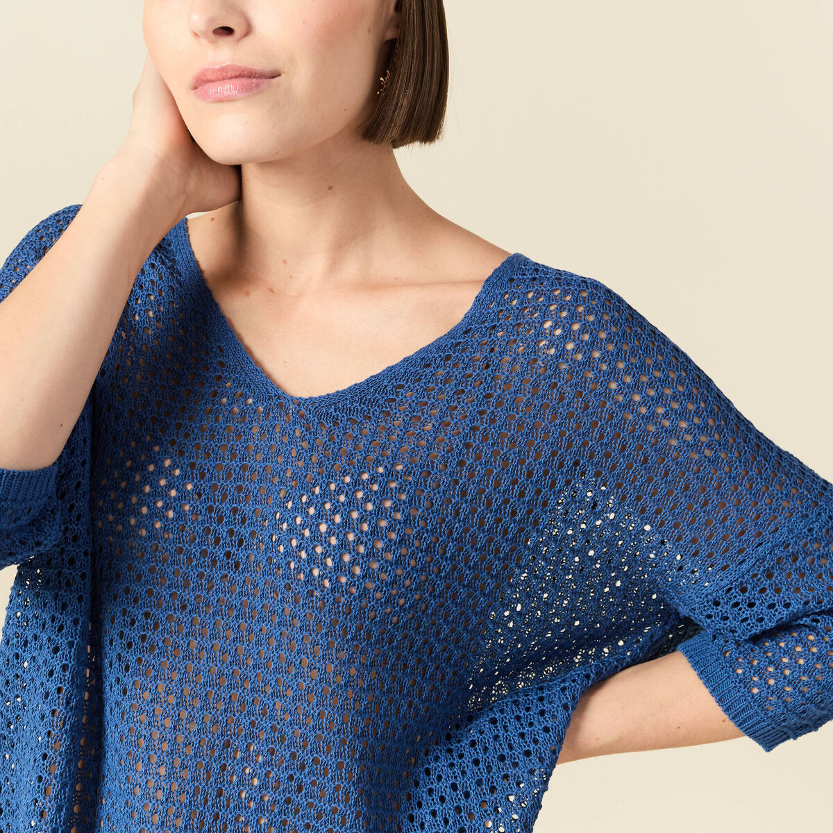 Pull ajour&eacute; col v manches 3/4 bleu marine femme