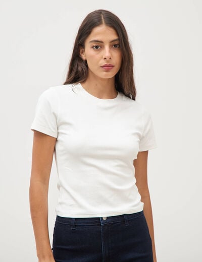 T-shirt ajust&eacute; col rond manches courtes ecru femme