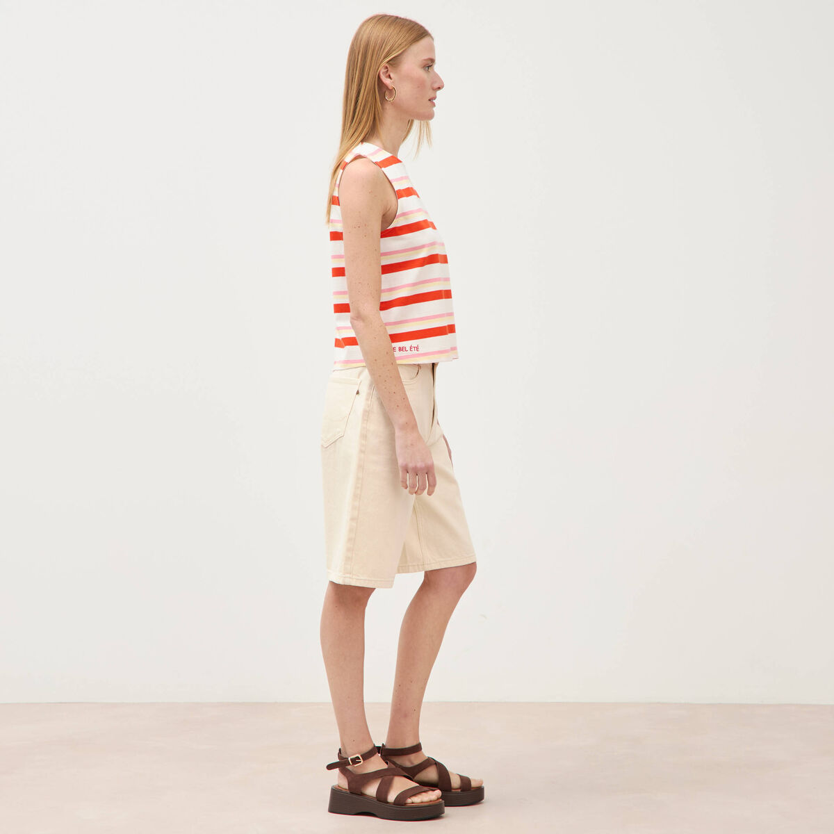 D&eacute;bardeur ray&eacute; col rond en coton rouge femme