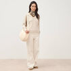 Pull col v manches longues creme femme