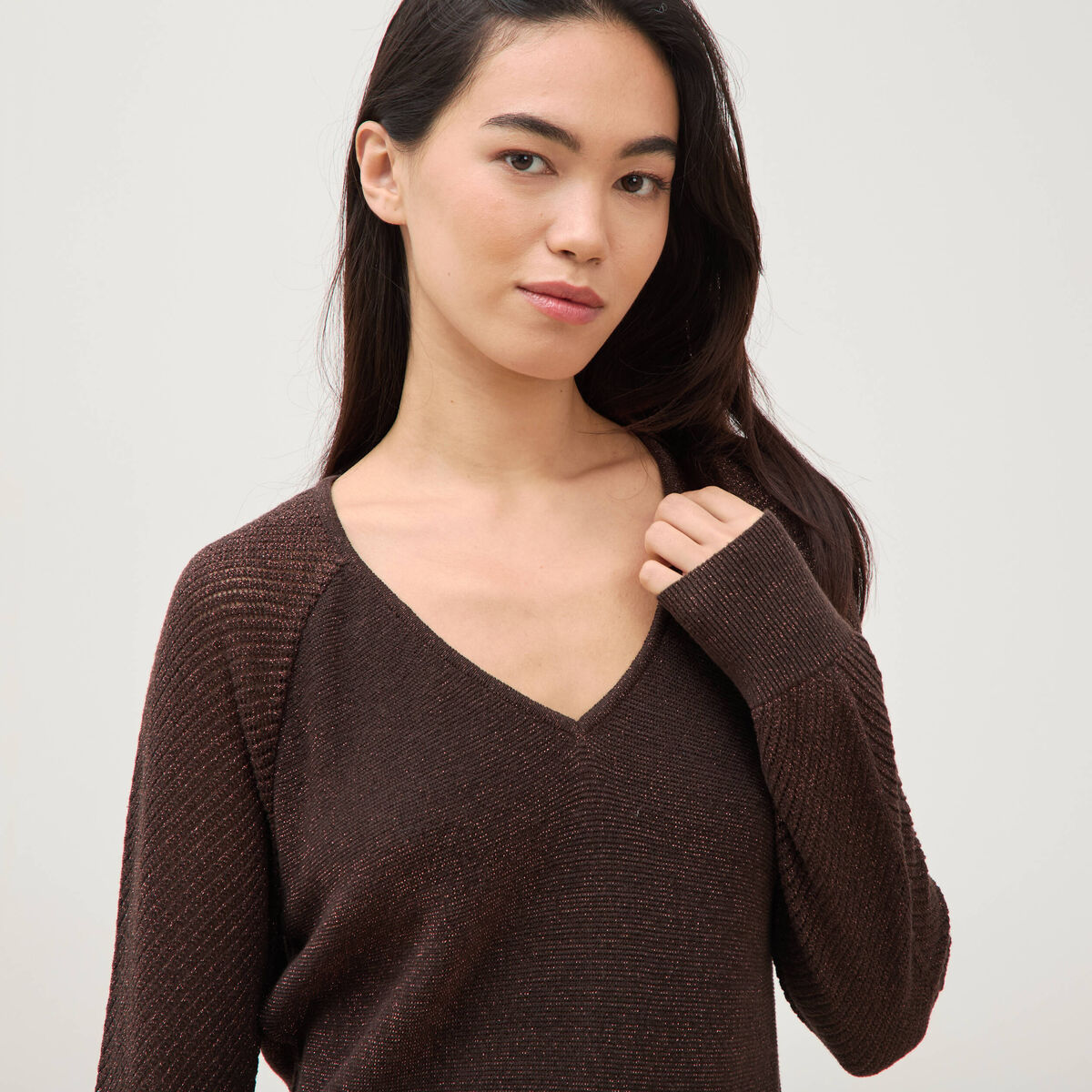 Pull droit col v manches longues marron femme