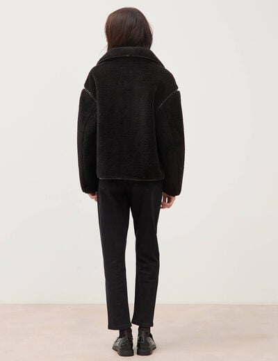 Manteau court oversize sherpa noir femme