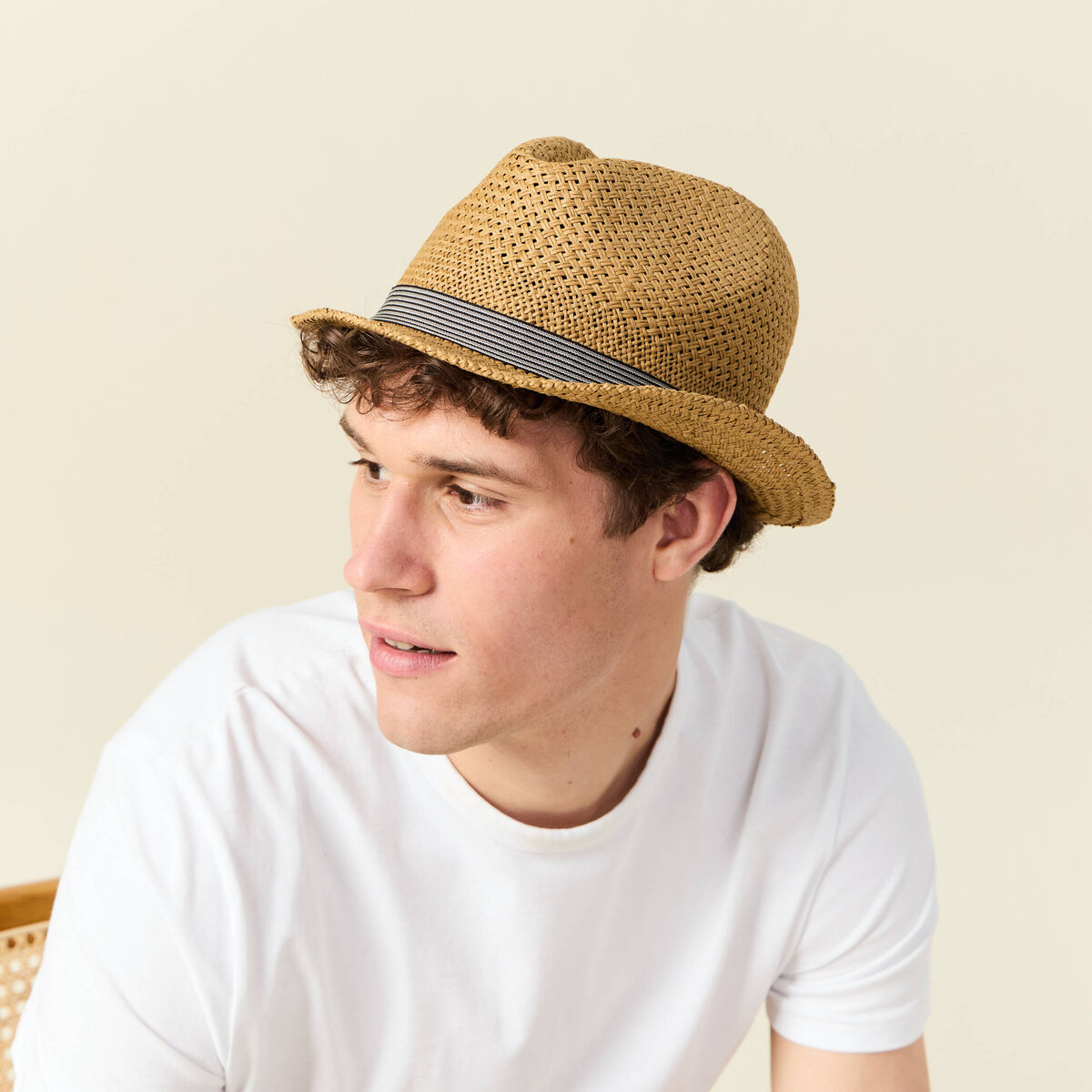 Chapeau d'&eacute;t&eacute; tress&eacute; sable homme