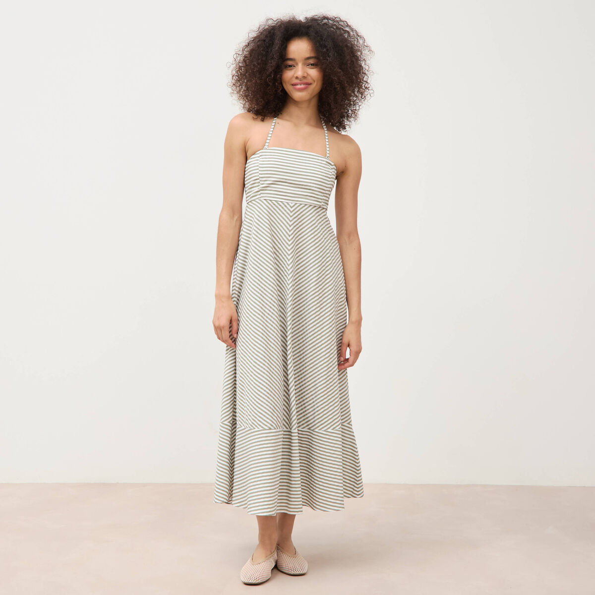 Robe longue &eacute;vas&eacute;e &agrave; bretelles bleu gris femme