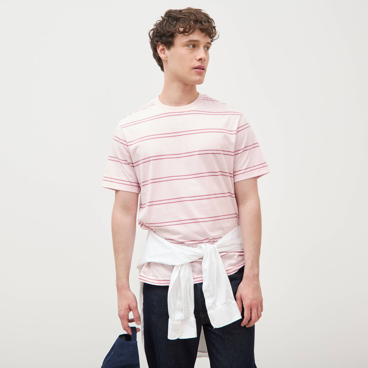 T-shirt ample ray&eacute; avec broderie rose clair homme