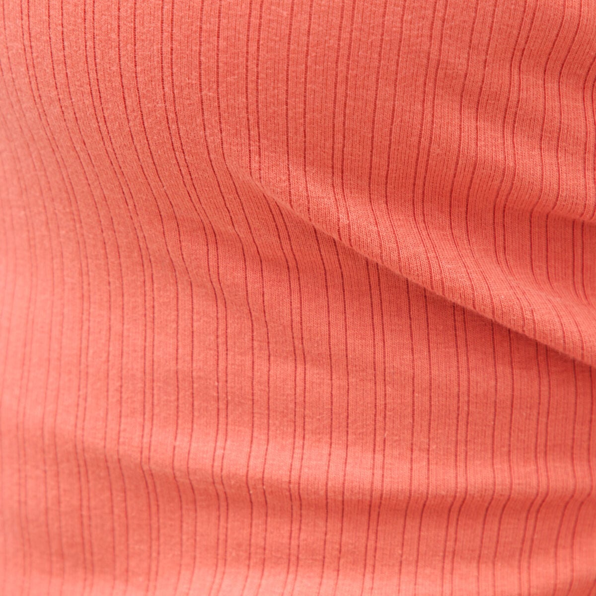 D&eacute;bardeur d&eacute;collet&eacute; brassi&egrave;re int&eacute;gr&eacute;e rouge fonc&eacute; femme