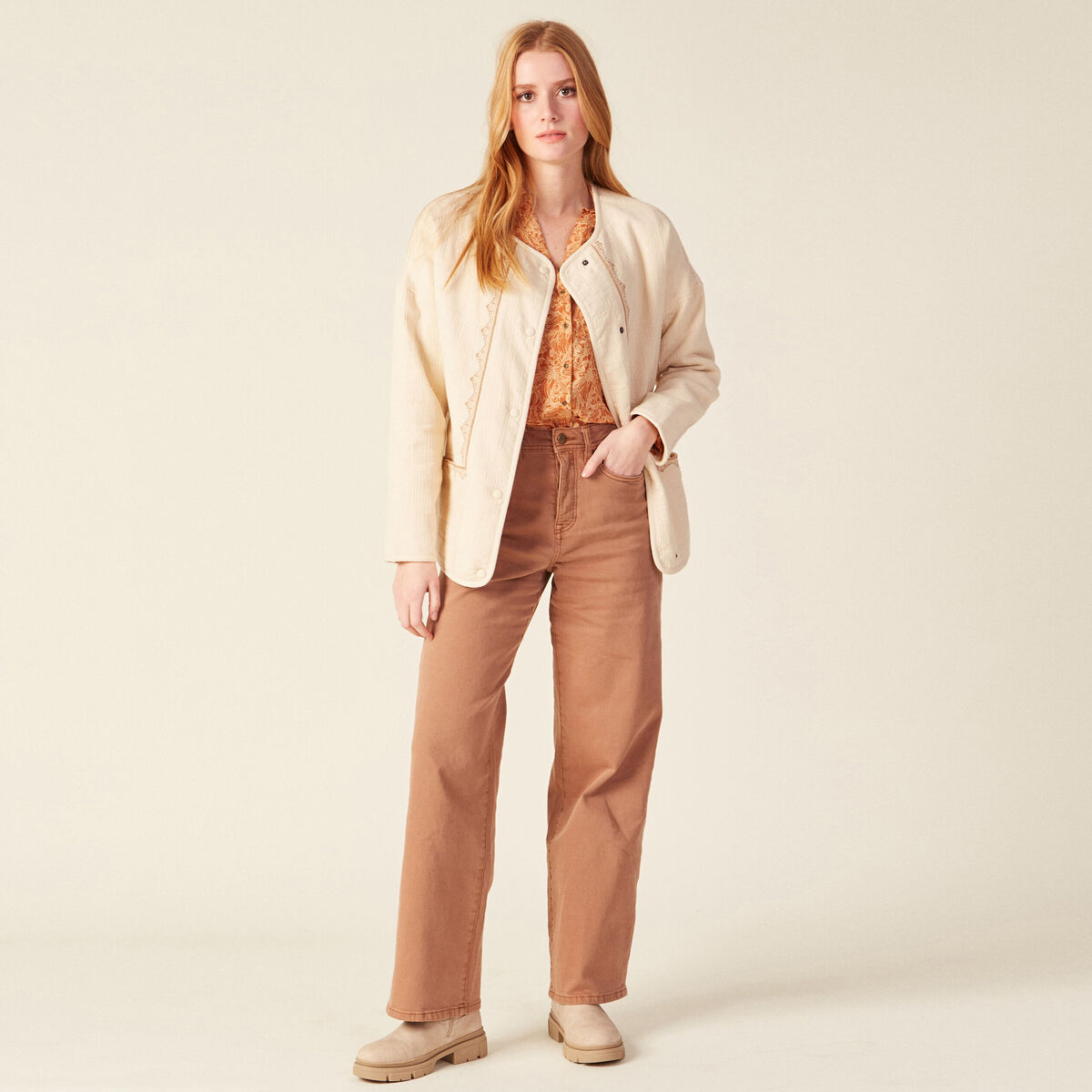 Veste droite boutonn&eacute;e creme femme