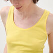 D&eacute;bardeur cintr&eacute; d&eacute;collet&eacute; sans manches jaune femme