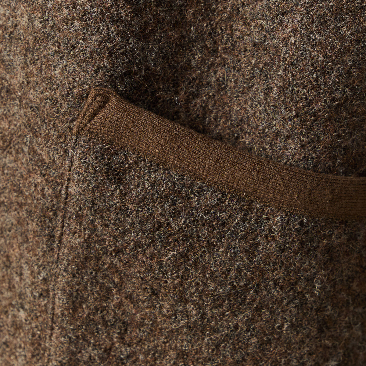 Gilet droit court sans manches marron fonc&eacute; homme