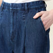 Jeans large &agrave; pinces denim brut femme