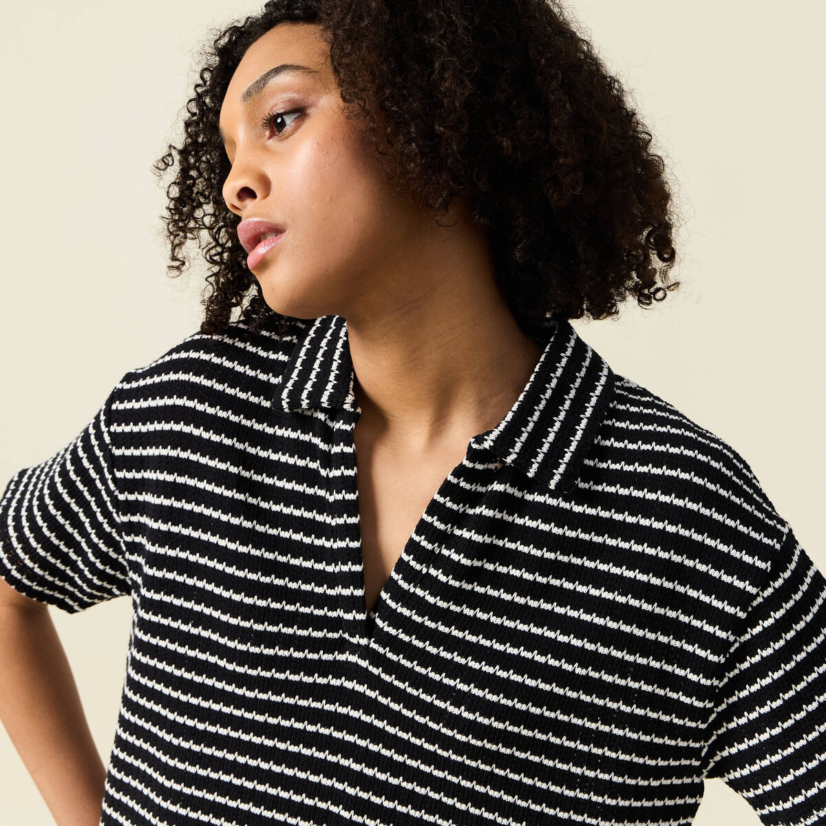 Polo manches courtes noir femme