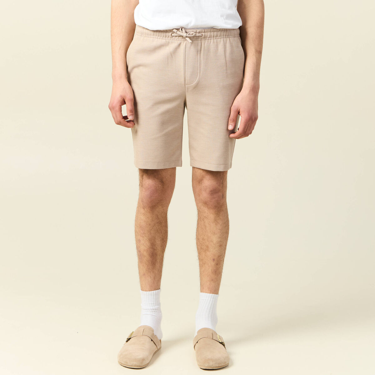 Short droit avec cordon beige homme