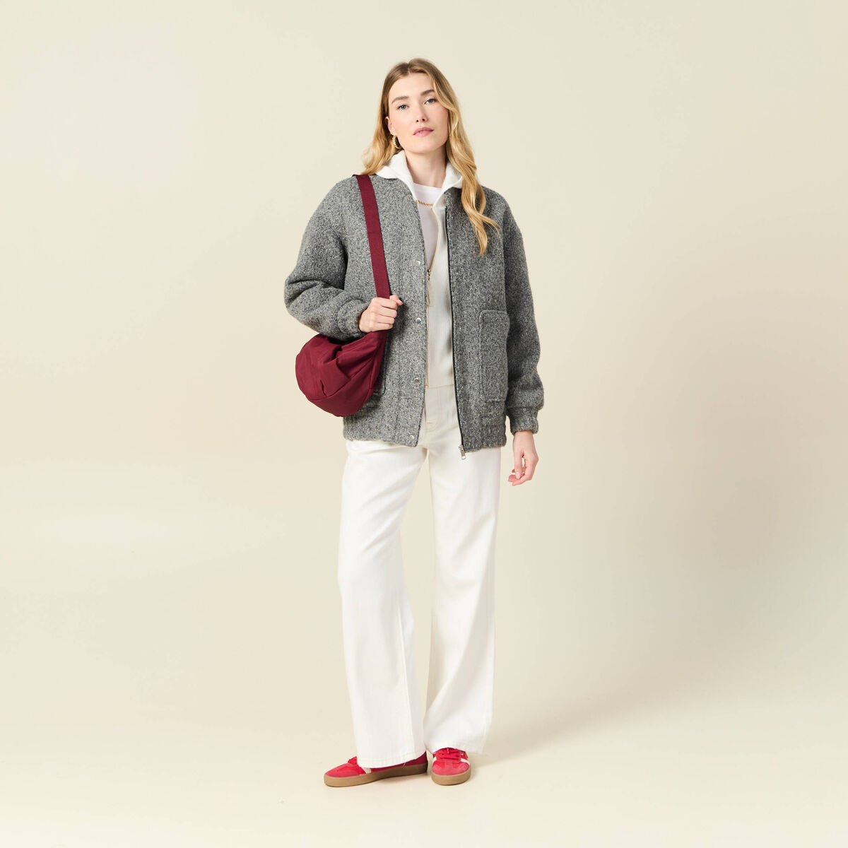 Gilet manches longues capuche ecru femme