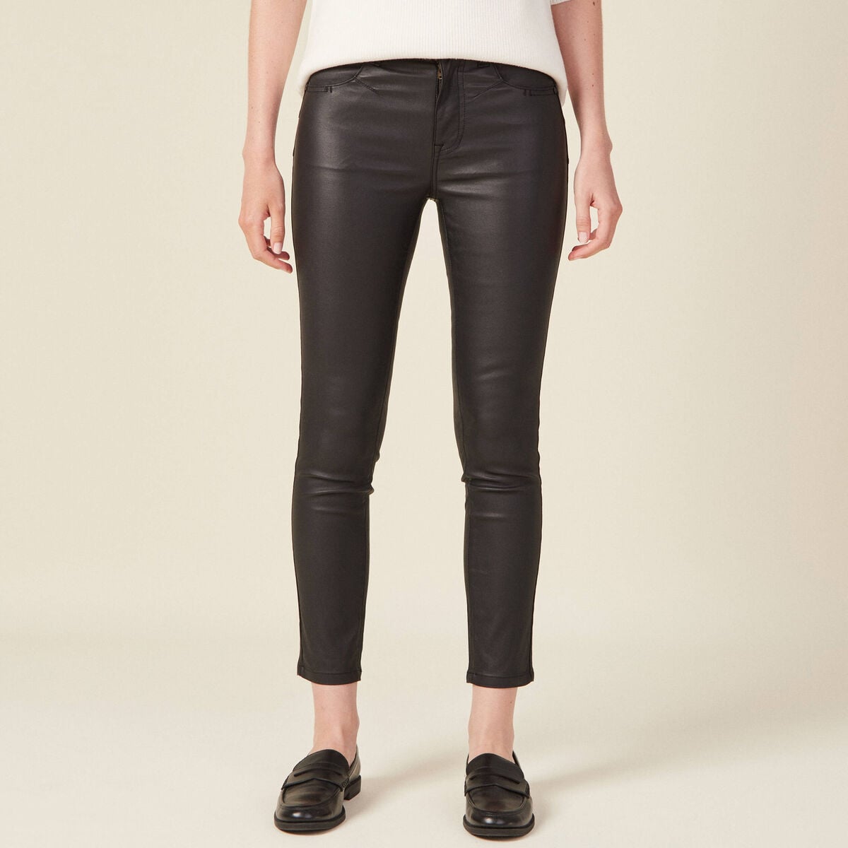 Pantalon skinny enduit push up denim noir enduit femme