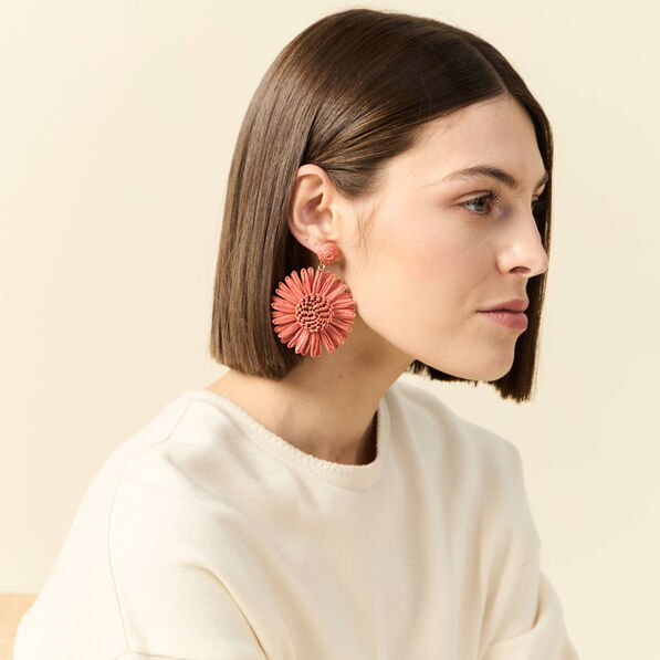 Boucles d'oreilles pendantes rose corail femme