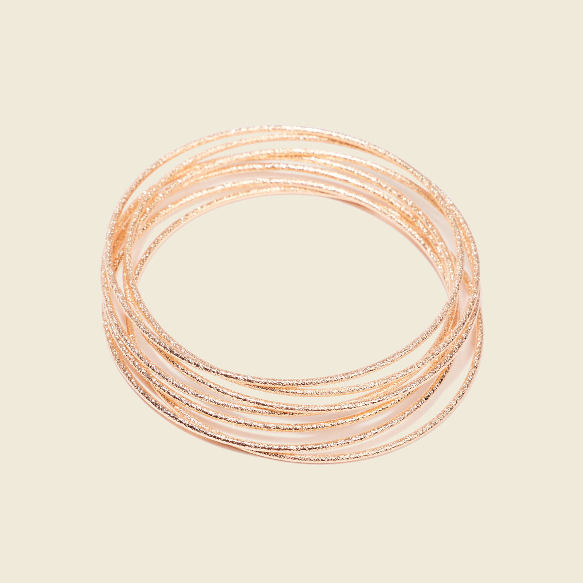 Bracelet multi anneaux couleur or femme