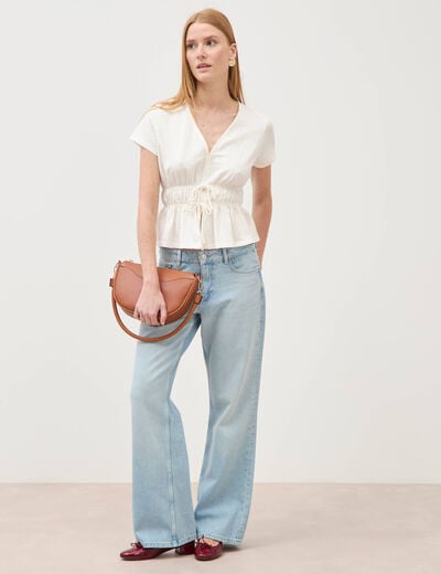 Blouse cintr&eacute;e col v manches courtes ecru femme