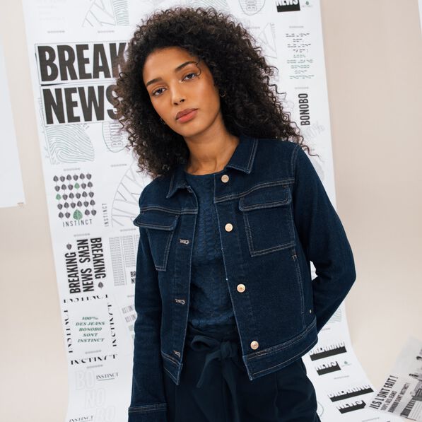 veste en jean droite denim brut femme Veste en jean droite denim brut femme