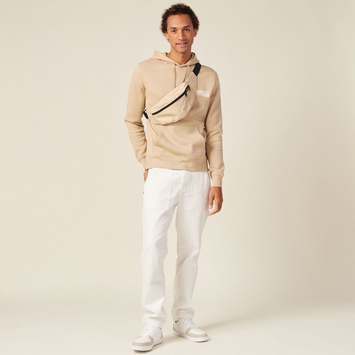 Sweat &agrave; capuche beige homme