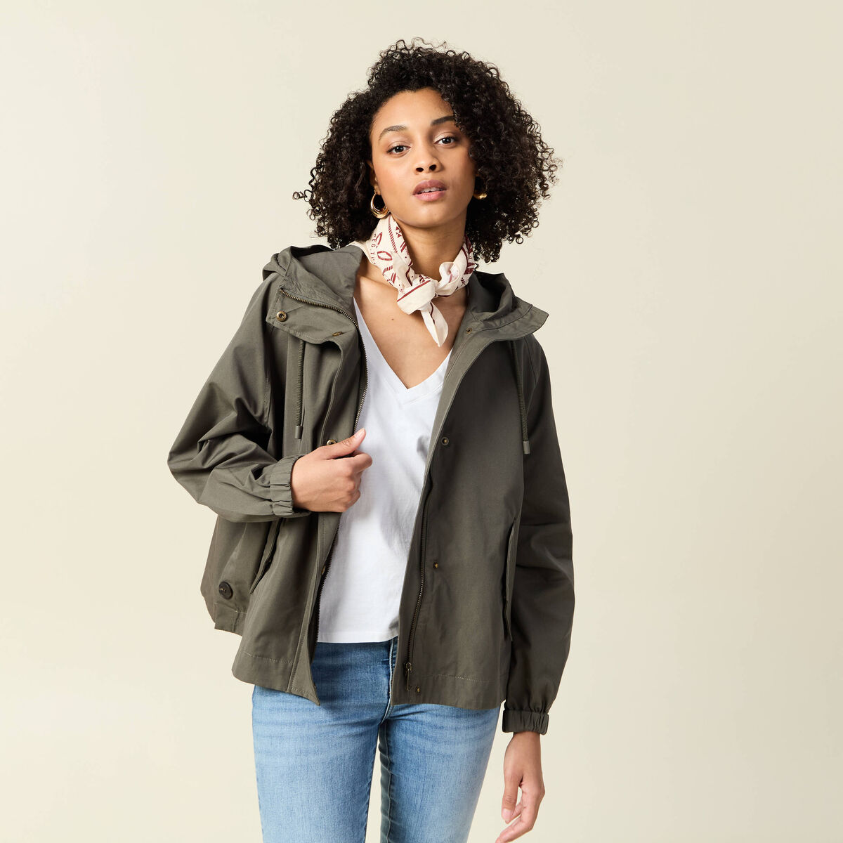 Parka oversize d&eacute;perlante &agrave; capuche vert kaki femme