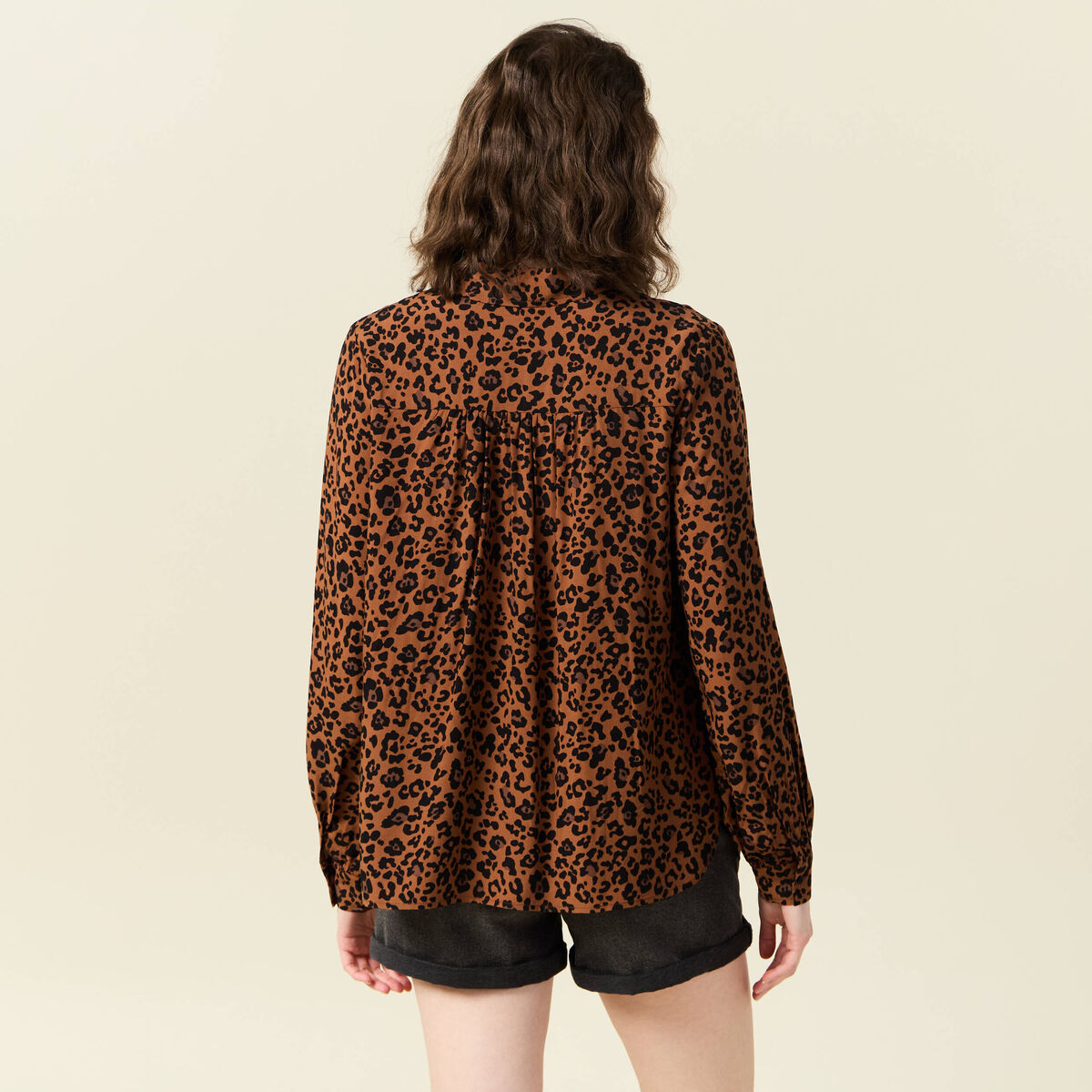 Chemise manches longues fluide marron foncé femme