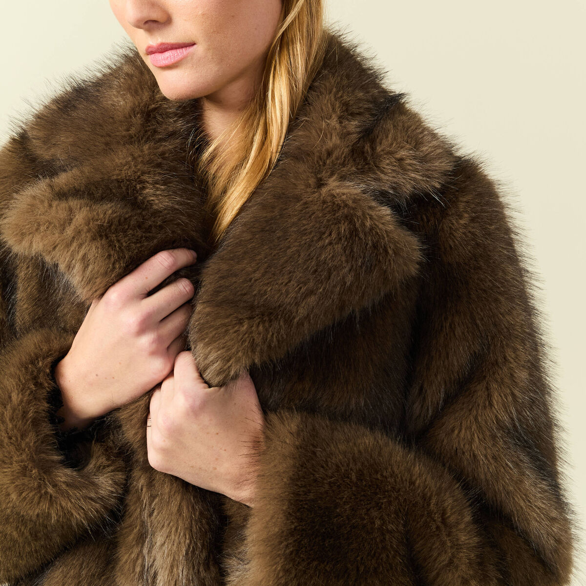 Manteau manches longues doubl&eacute; marron femme