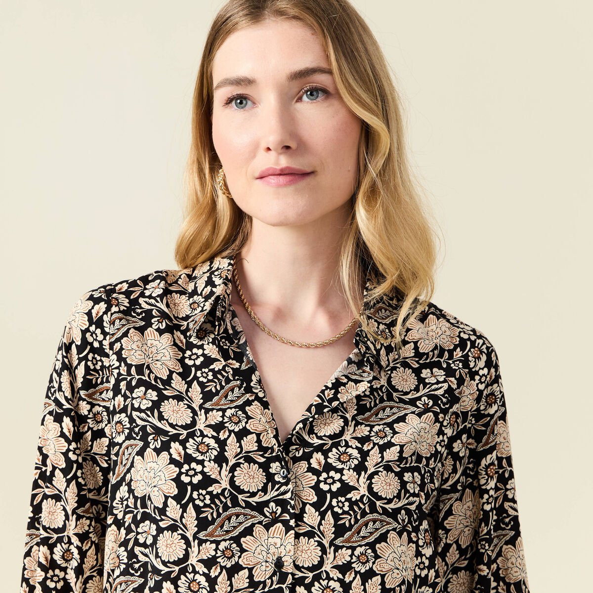 Chemise manches longues fluide noir femme
