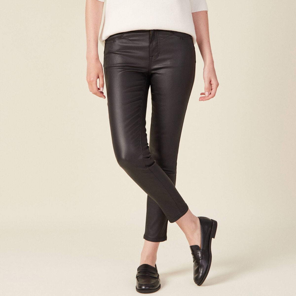 Pantalon skinny enduit push up denim noir enduit femme