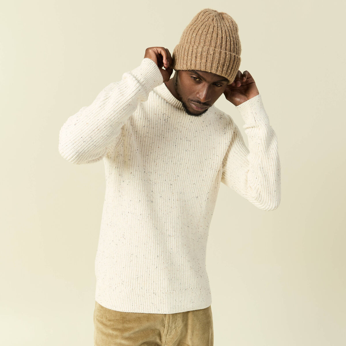 Pull col rond manches longues en coton ecru homme