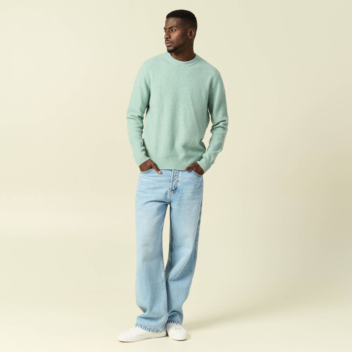 Pull manches longues col rond vert pastel homme
