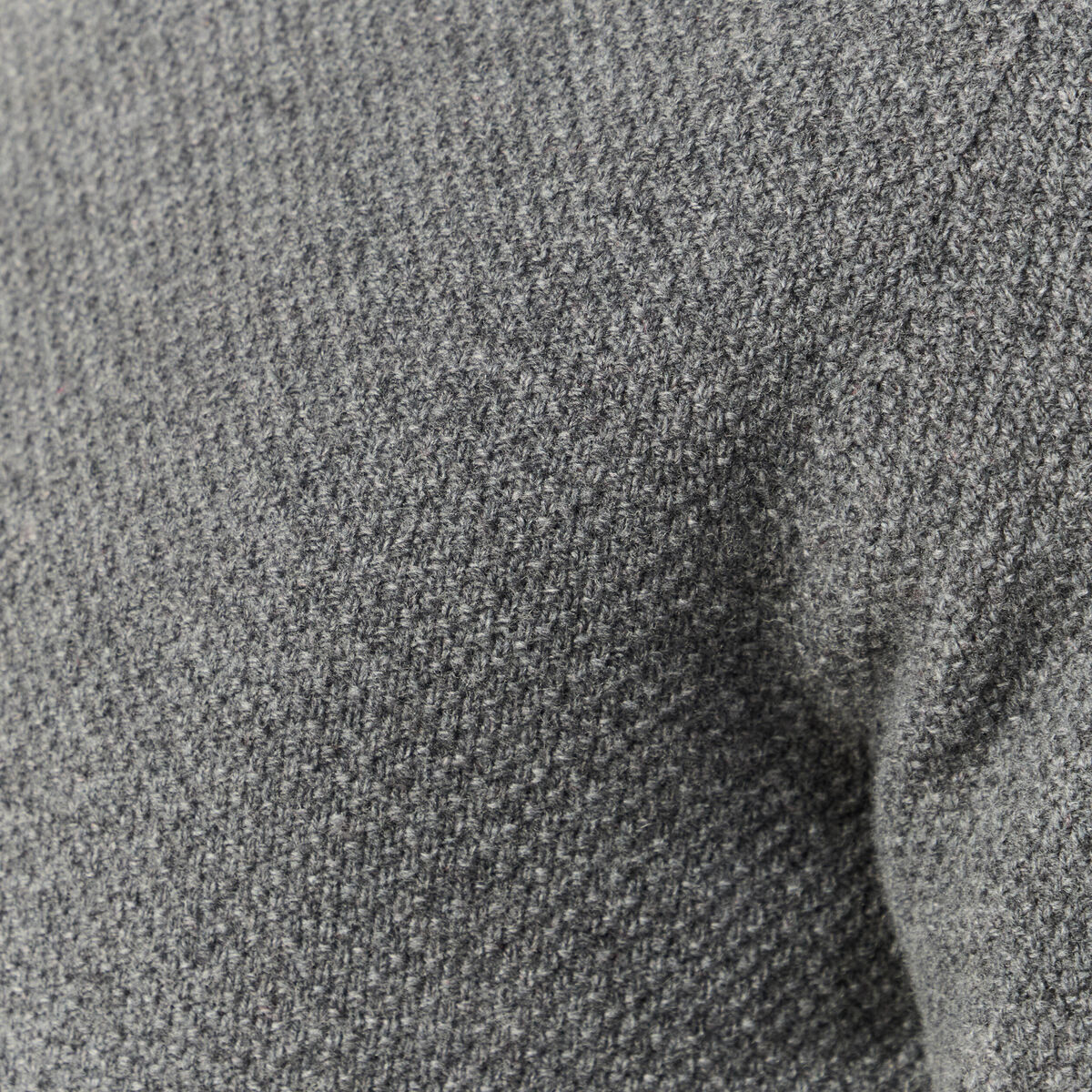 Pull manches longues fabriqu&eacute; en France gris fonc&eacute; homme