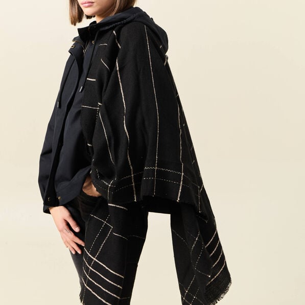 echarpe avec fils metallises noir femme Écharpe avec fils métallisés noir femme