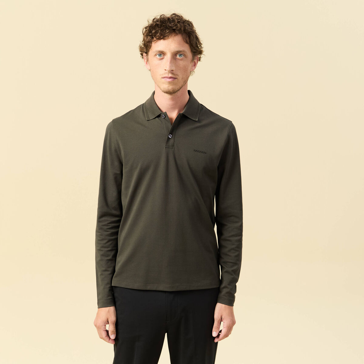Polo cintr&eacute; manches longues vert kaki homme