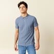 Polo cintr&eacute; en coton manches courtes bleu fonc&eacute; homme